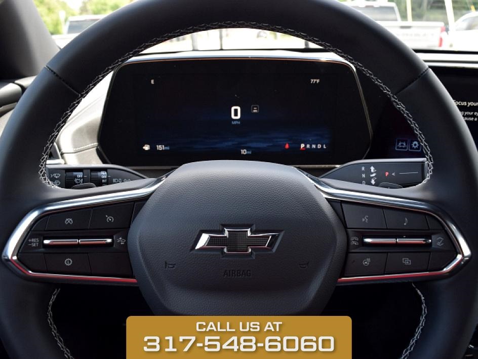 2025 Summit White Chevrolet Traverse LT FWD SUV