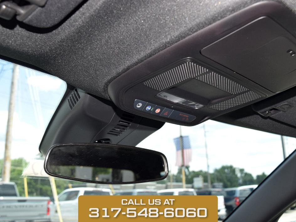 2025 Summit White Chevrolet Traverse LT FWD SUV