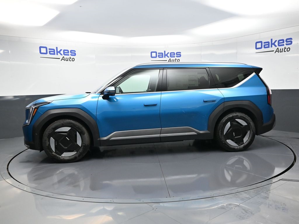 2026 Kia EV9 Wind photo 4