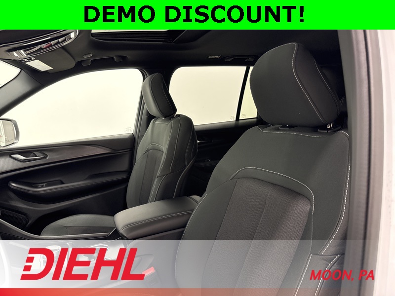 New 2025 Jeep Grand Cherokee SUV