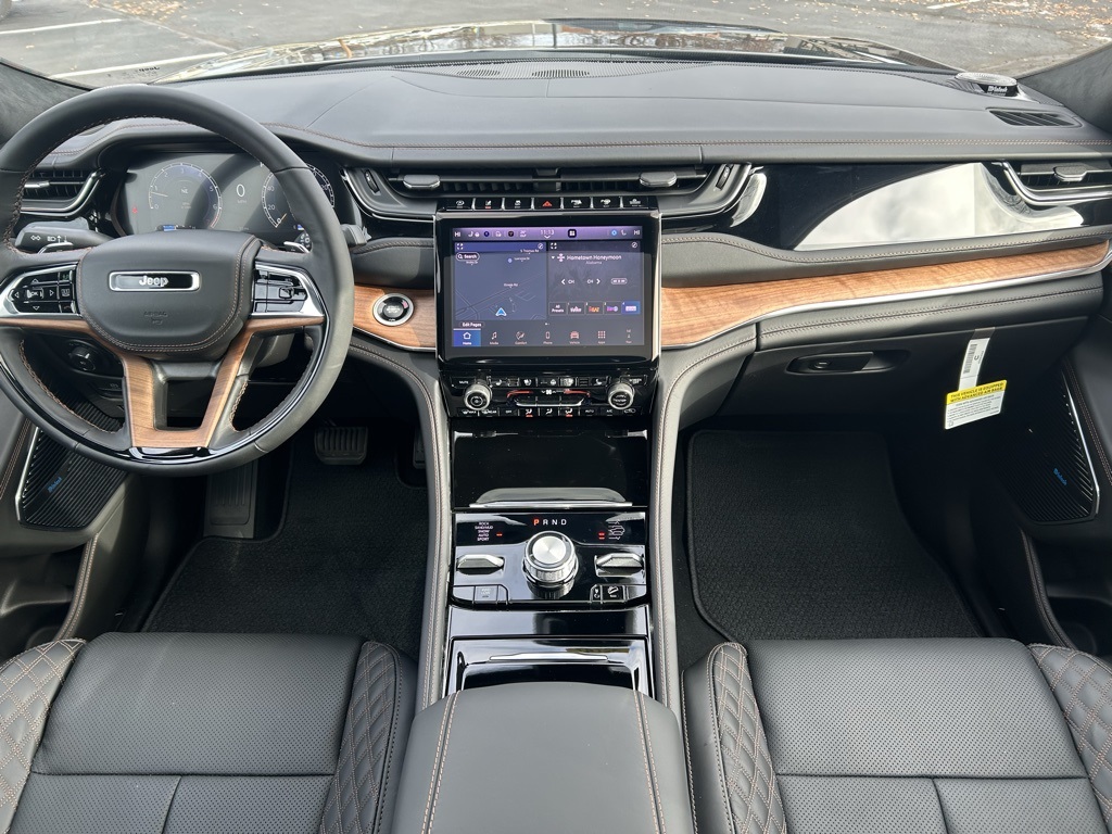 new 2025 Jeep Grand Cherokee L car, priced at $67,155