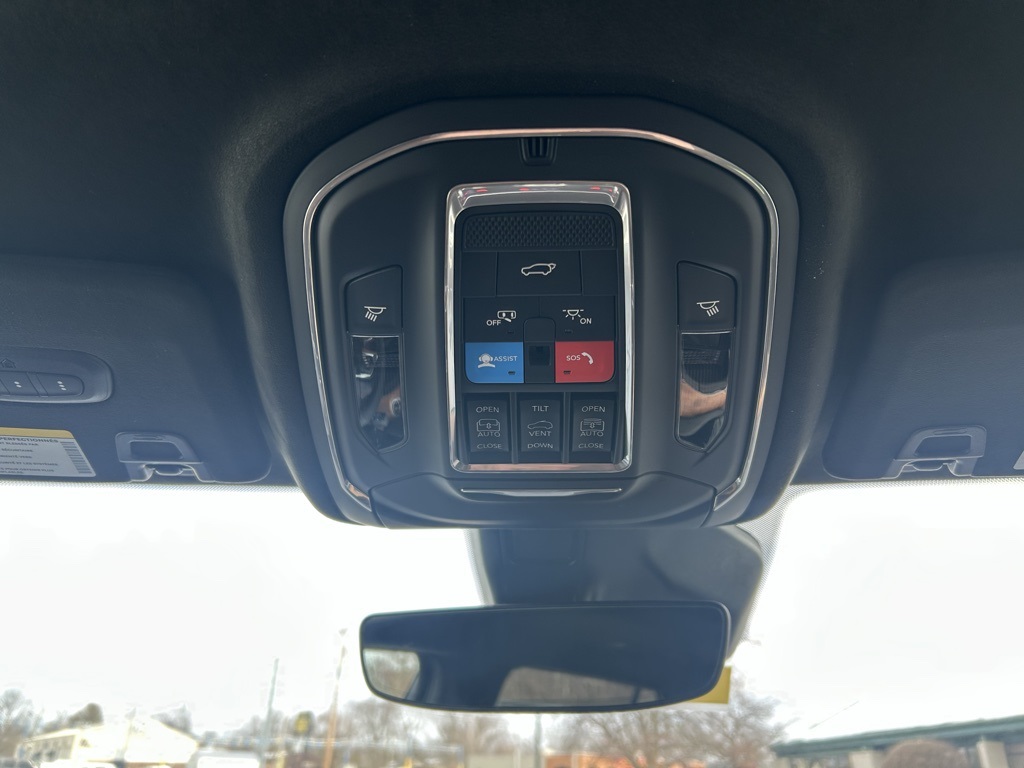 new 2025 Jeep Grand Cherokee L car, priced at $67,155