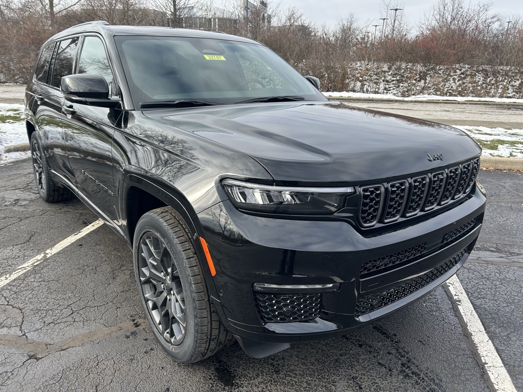 new 2025 Jeep Grand Cherokee L car, priced at $67,155