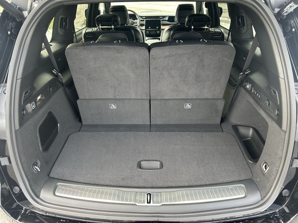 new 2025 Jeep Grand Cherokee L car, priced at $67,155