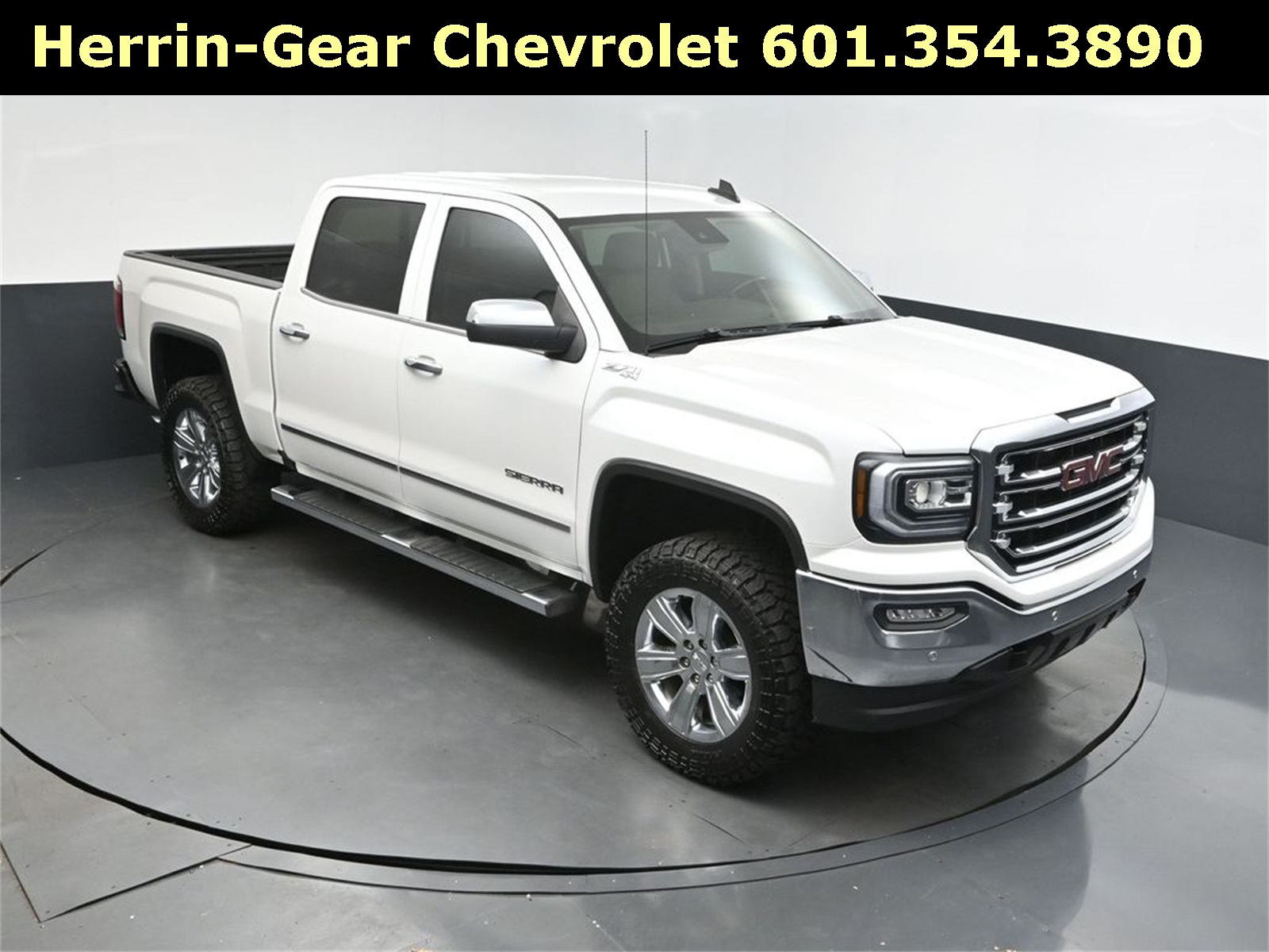2018 White Frost Tricoat GMC Sierra 1500 SLT Truck