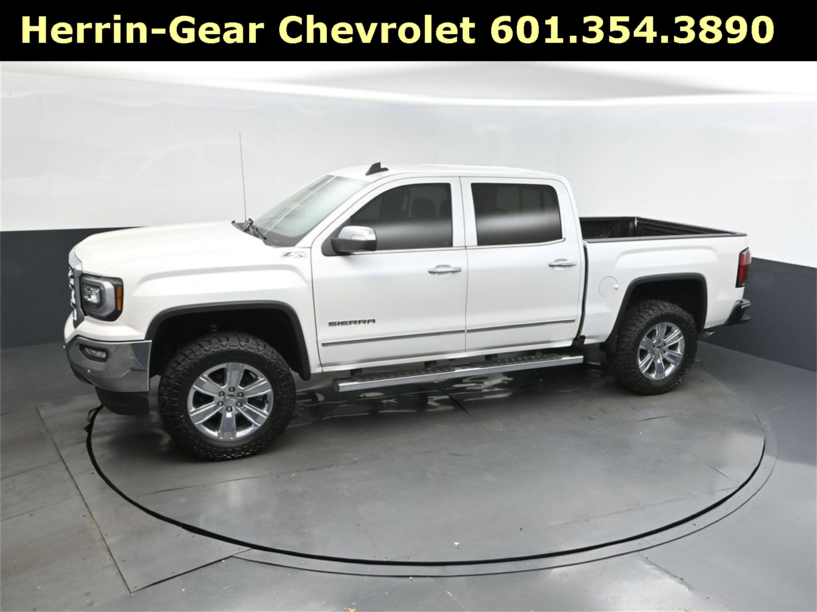2018 White Frost Tricoat GMC Sierra 1500 SLT 4X4 Truck