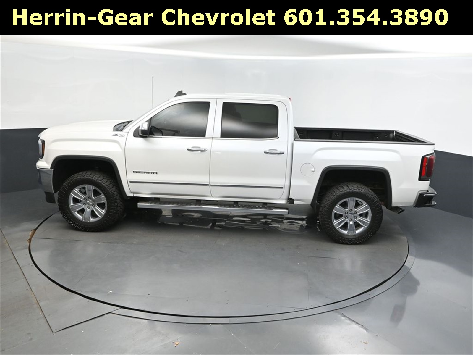 2018 White Frost Tricoat GMC Sierra 1500 SLT 4X4 Truck
