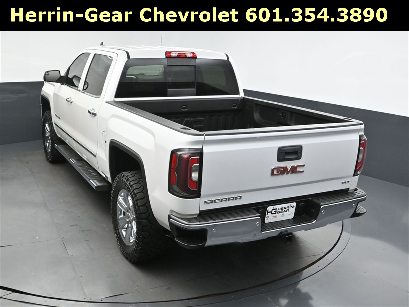 2018 White Frost Tricoat GMC Sierra 1500 SLT 4X4 Truck