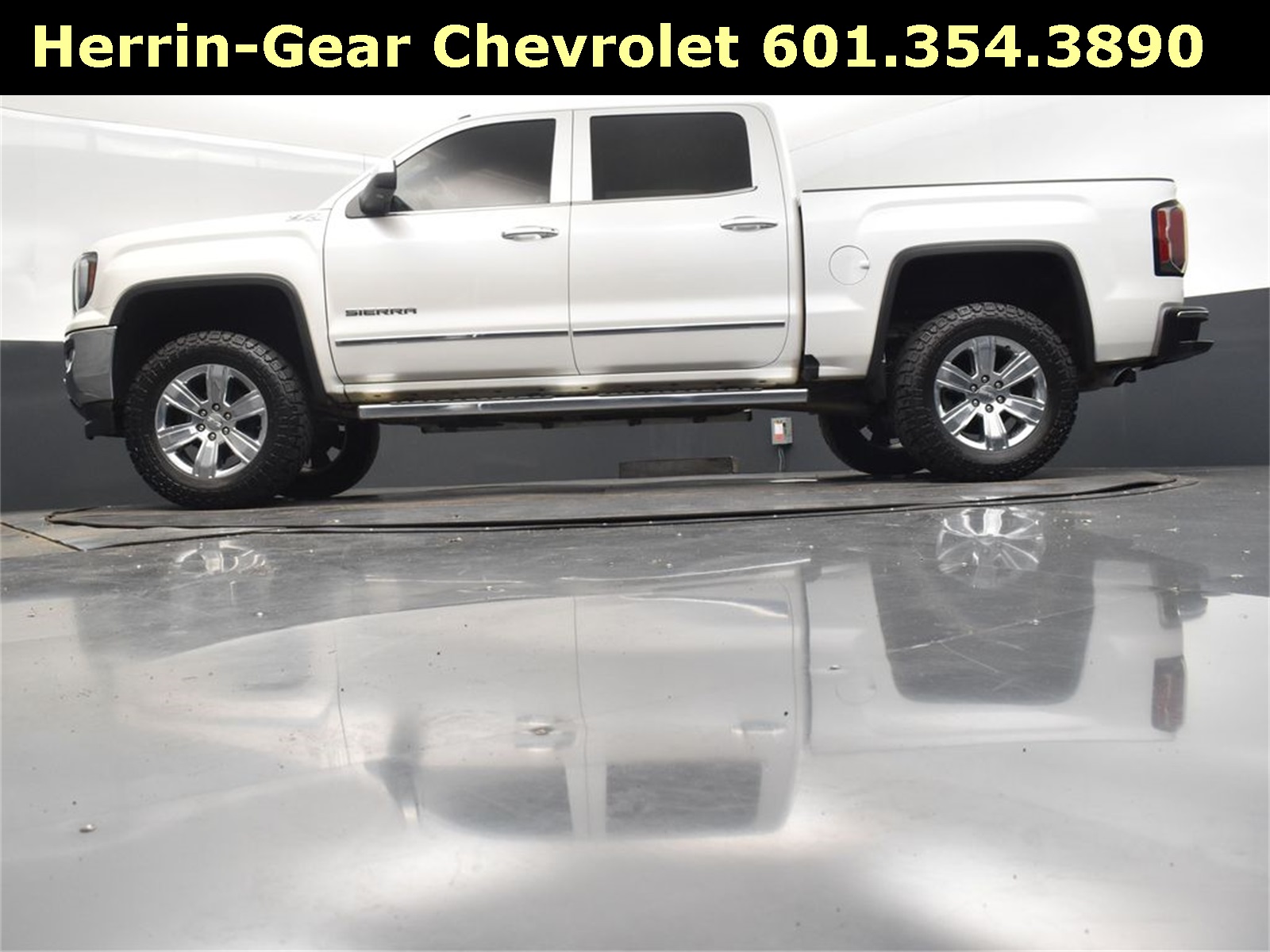 2018 White Frost Tricoat GMC Sierra 1500 SLT 4X4 Truck
