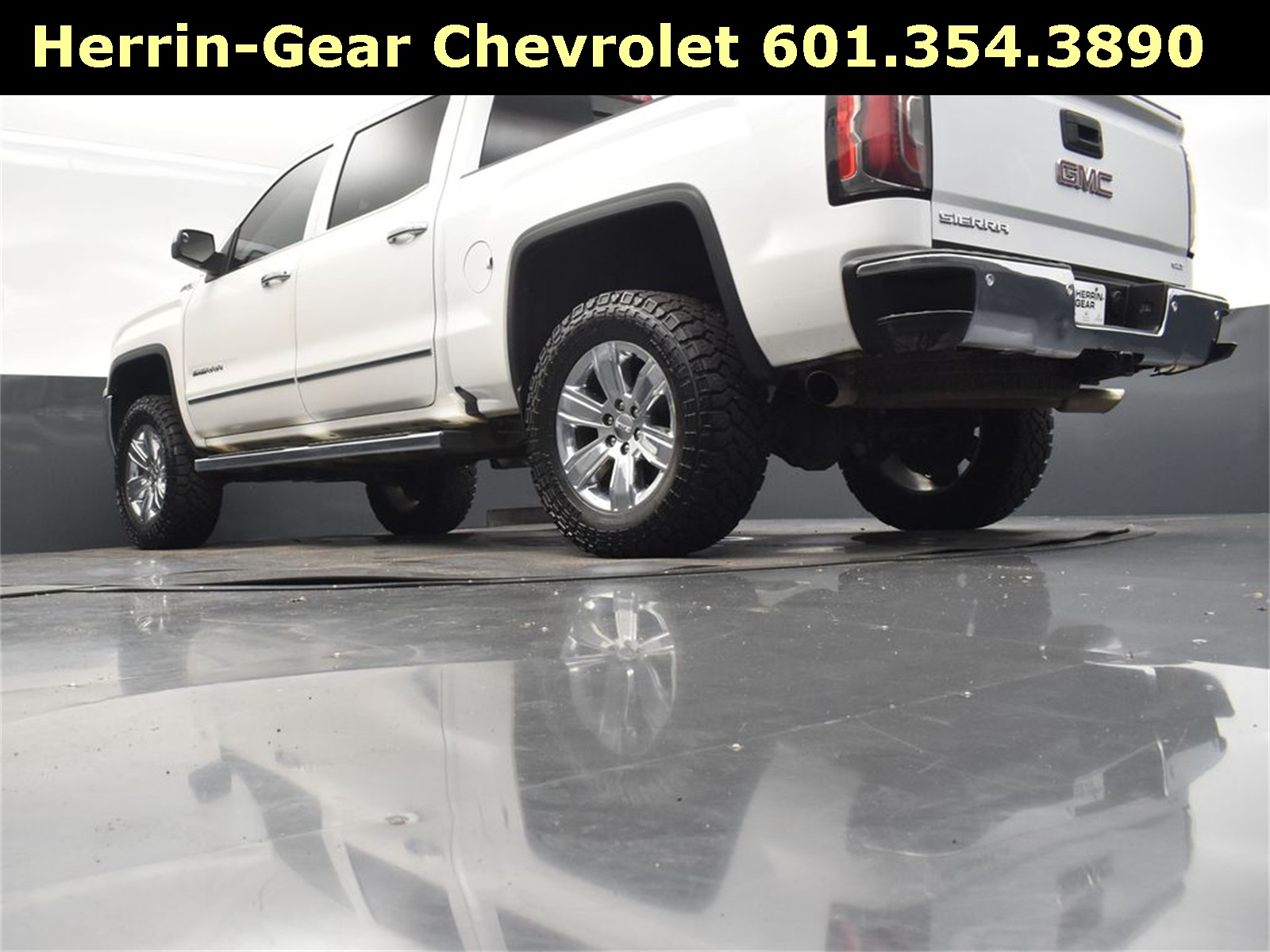 2018 White Frost Tricoat GMC Sierra 1500 SLT 4X4 Truck