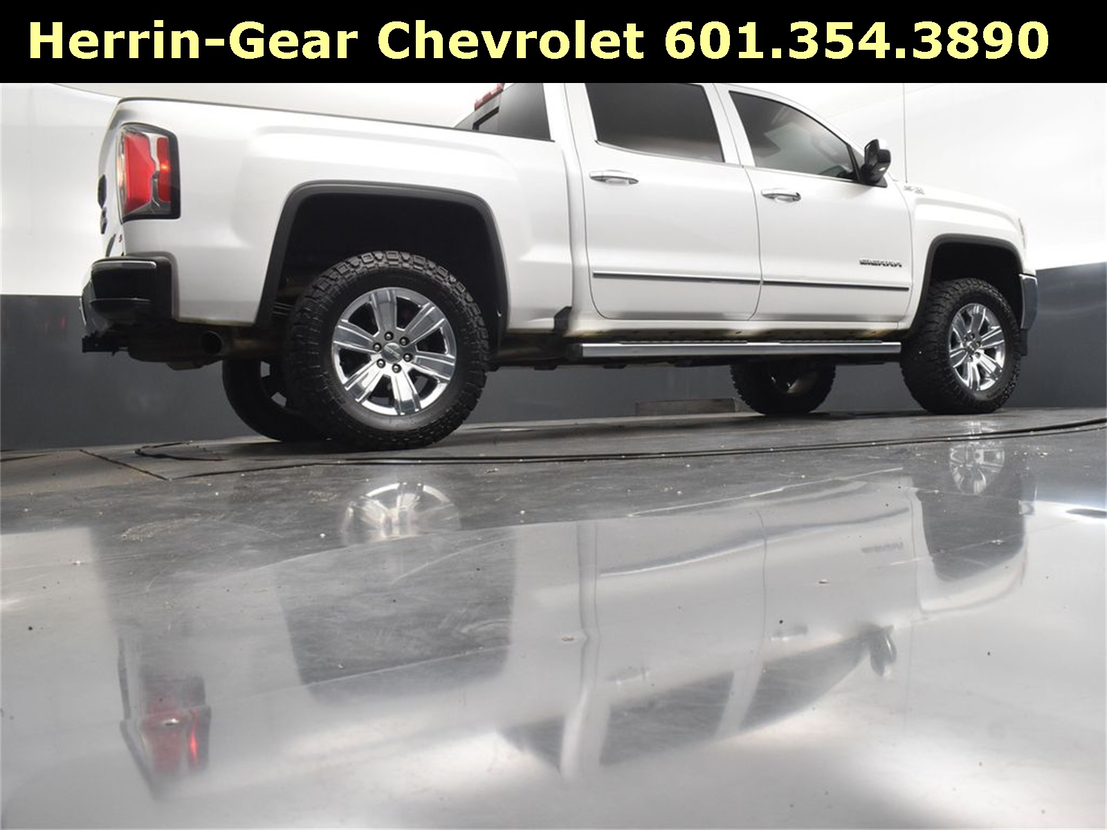 2018 White Frost Tricoat GMC Sierra 1500 SLT 4X4 Truck
