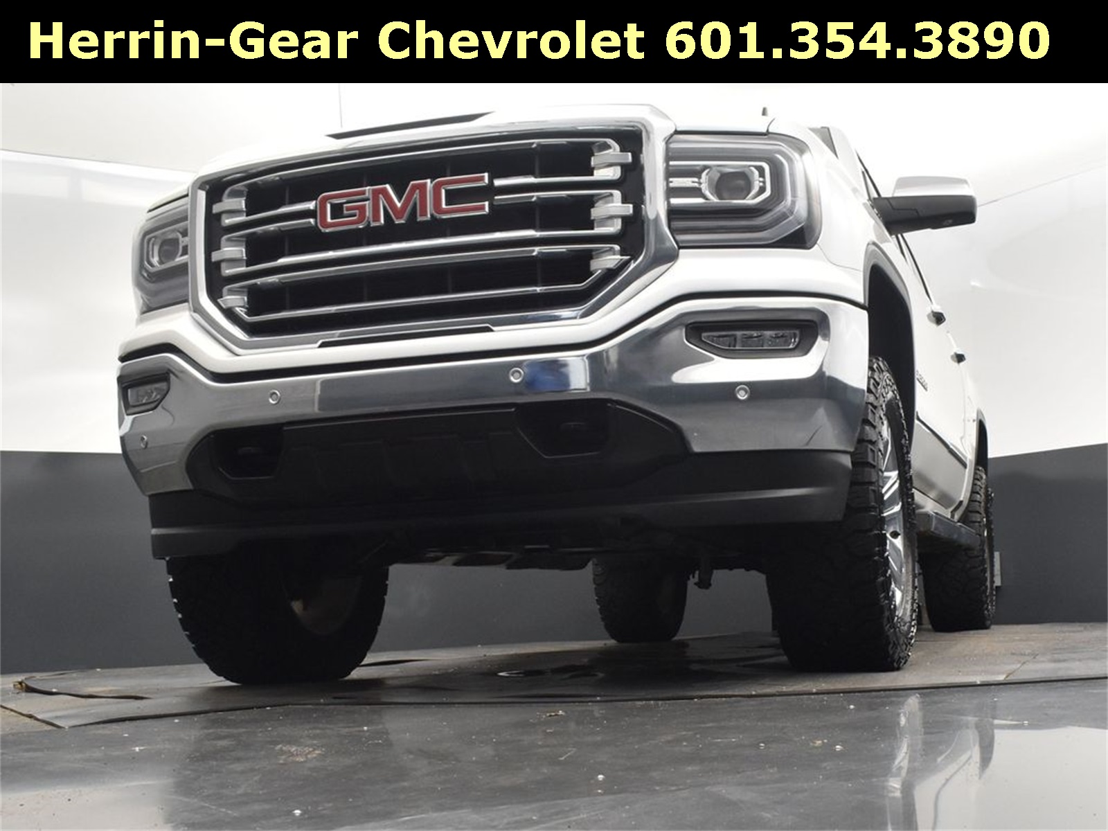 2018 White Frost Tricoat GMC Sierra 1500 SLT 4X4 Truck