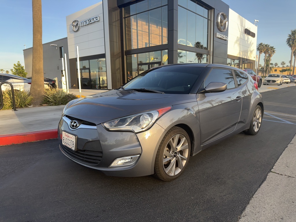Used 2017 Hyundai Veloster Base with VIN KMHTC6AD8HU311605 for sale in Oxnard, CA