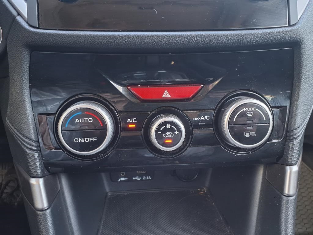 2022 Subaru Forester Premium photo 9