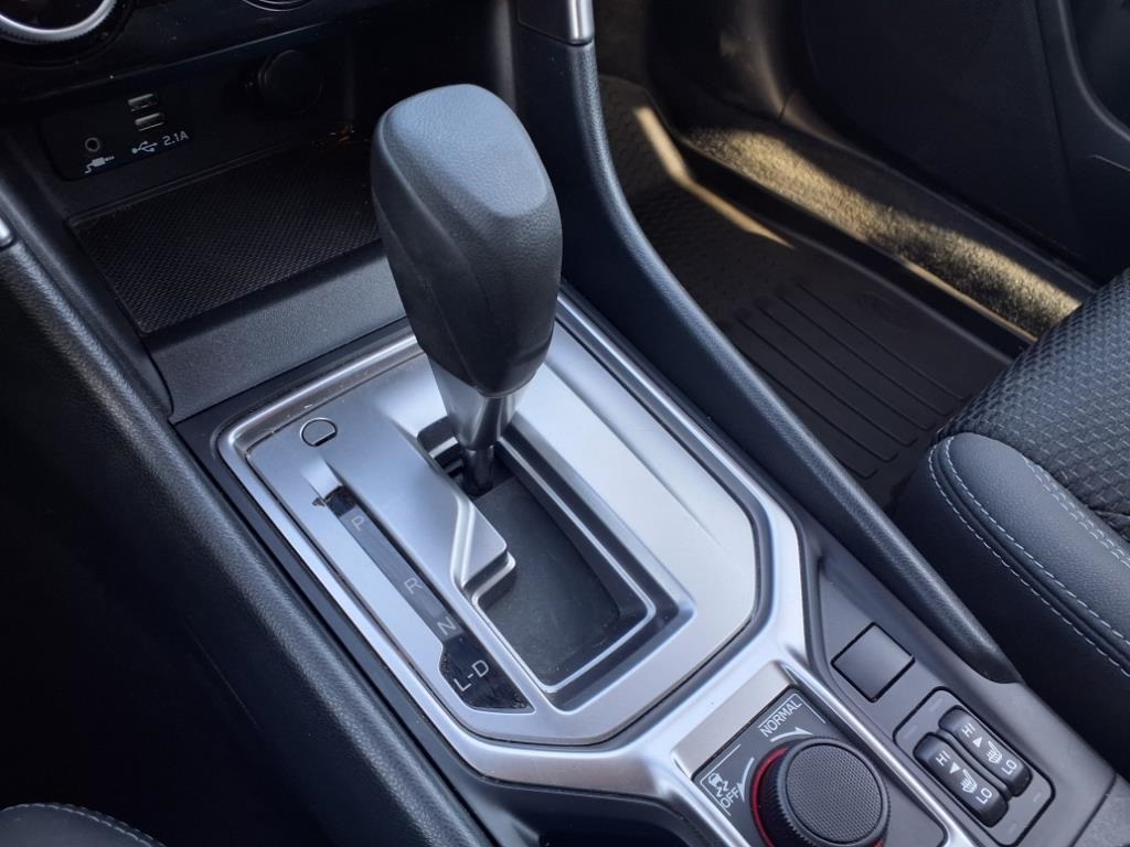 2022 Subaru Forester Premium photo 10