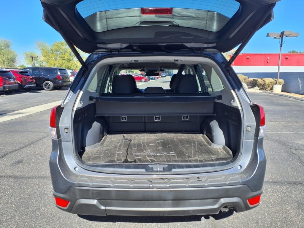 2022 Subaru Forester Premium photo 20