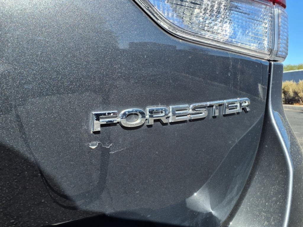 2022 Subaru Forester Premium photo 22