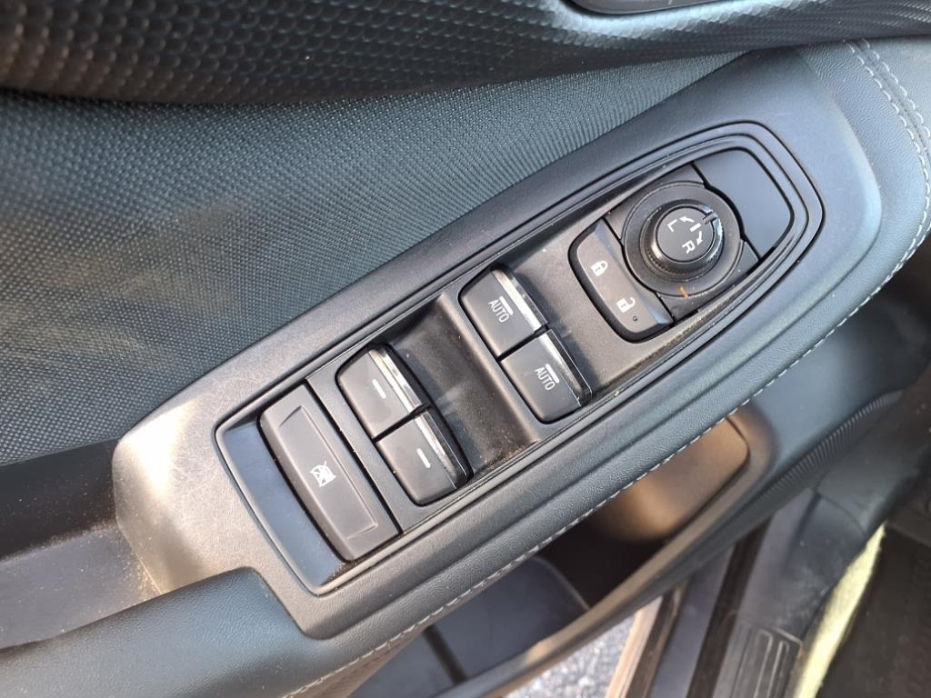 2022 Subaru Forester Premium photo 23