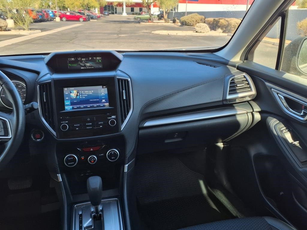 2022 Subaru Forester Premium photo 2