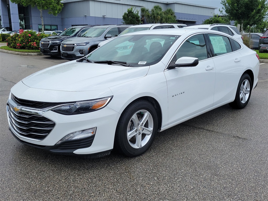 2023 Summit White Chevrolet Malibu LT FWD Sedan