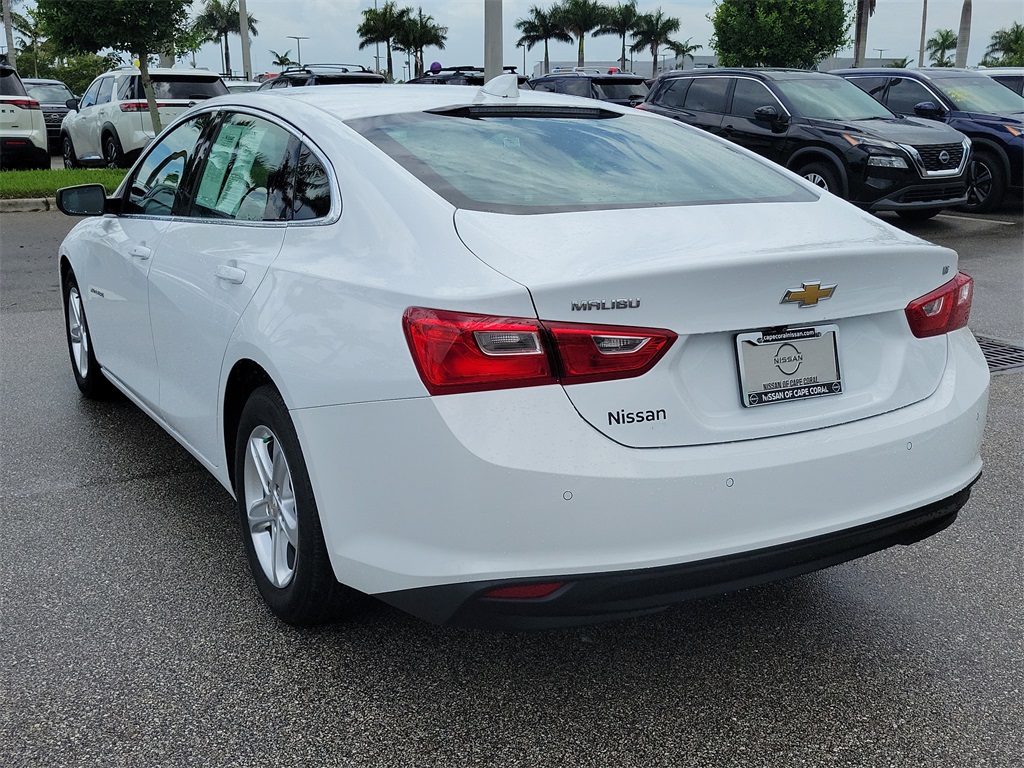 2023 Summit White Chevrolet Malibu LT FWD Sedan