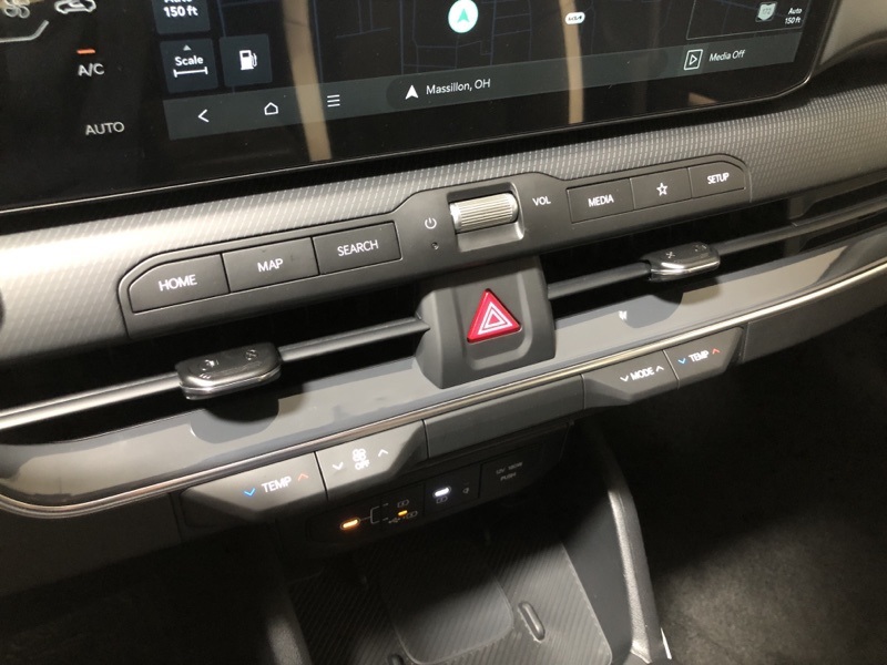 2025 Kia K4 GT-Line photo 29