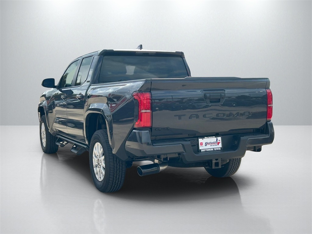 2025 Toyota Tacoma SR5 Double Cab photo 4