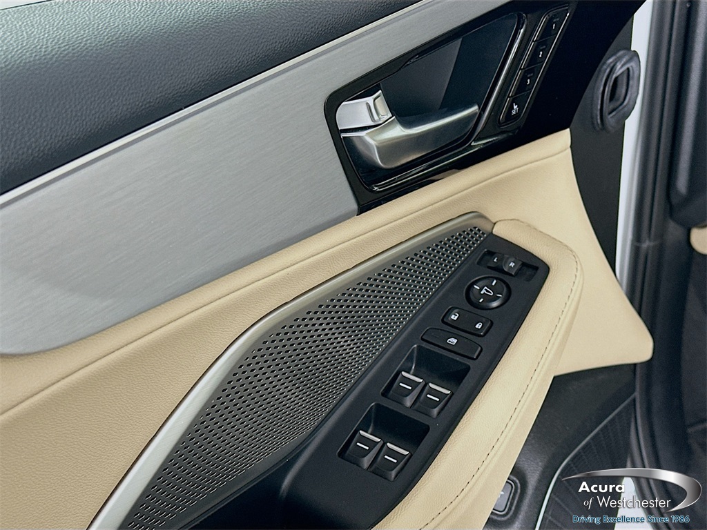 used 2023 Acura MDX car, priced at $37,499