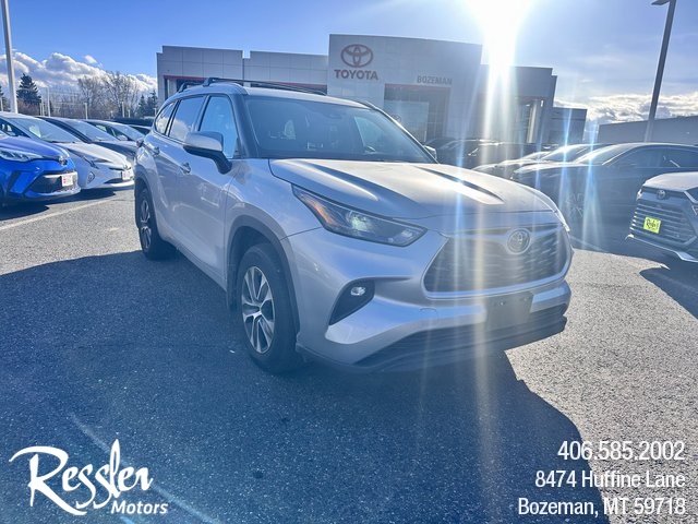 2022 Toyota Highlander XLE's photo