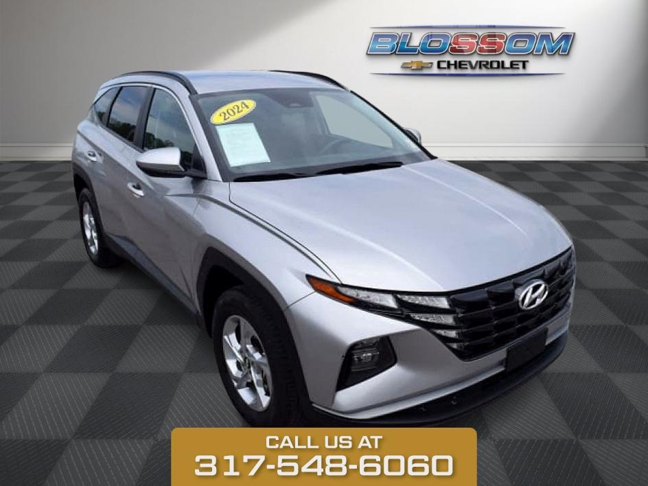 2024 Shimmering Silver Hyundai Tucson SEL SUV
