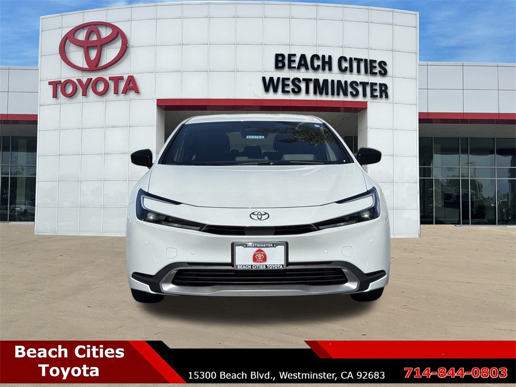 2026 Toyota Prius Plug-in Hybrid SE photo 4
