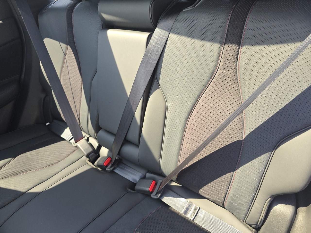 2025 Acura RDX A-Spec photo 8