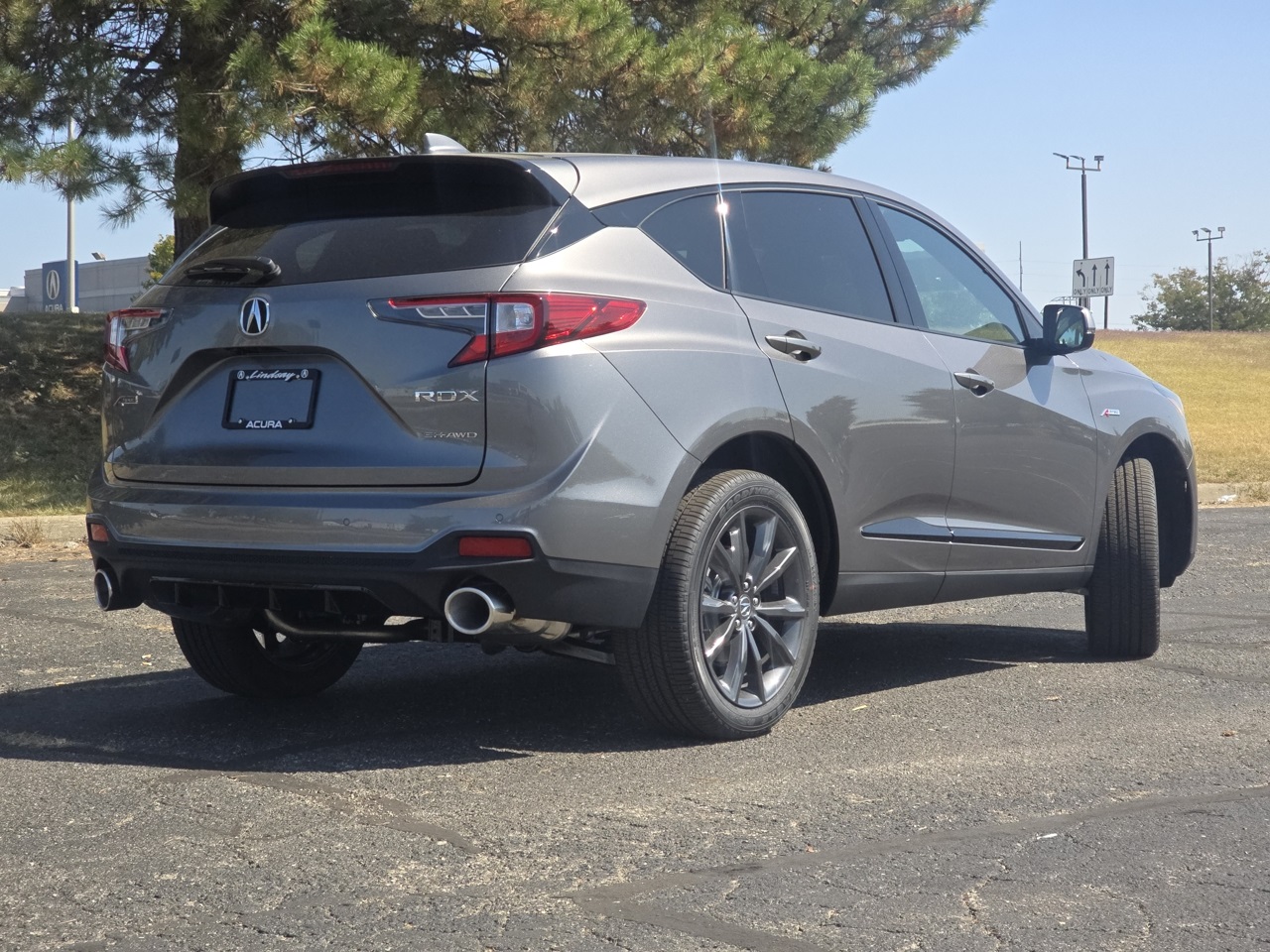 2025 Acura RDX A-Spec photo 2