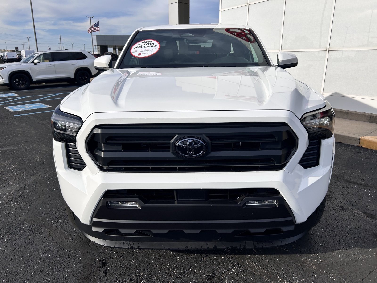 2025 Toyota Tacoma SR5 Double Cab photo 3