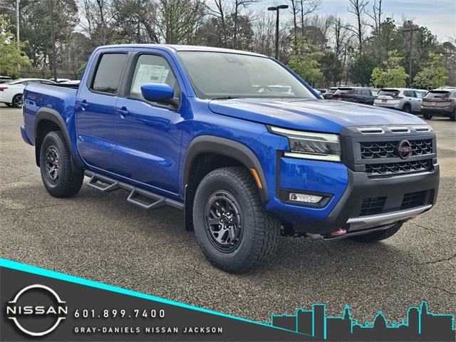 2025 Nissan Frontier PRO-4X's photo