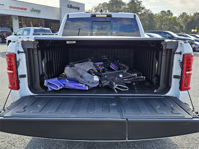 2026 Ram 1500 Tungsten Crew Cab 4x4 5'7" Box