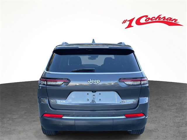 2023 Jeep Grand Cherokee Laredo photo 4