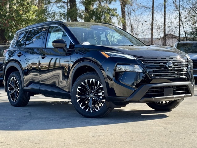 2026 Nissan Rogue SV's photo