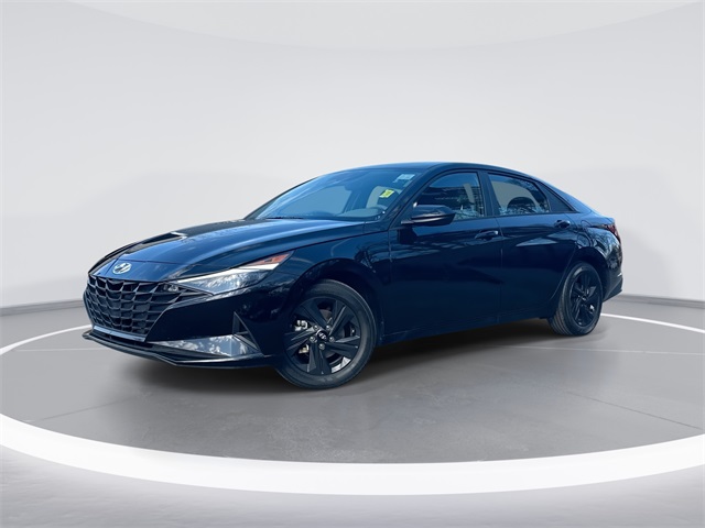2023 Hyundai Elantra SEL's photo
