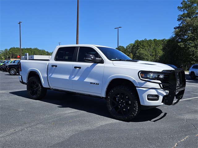 2026 Ram 1500 Laramie Crew Cab 4x4 5'7" Box