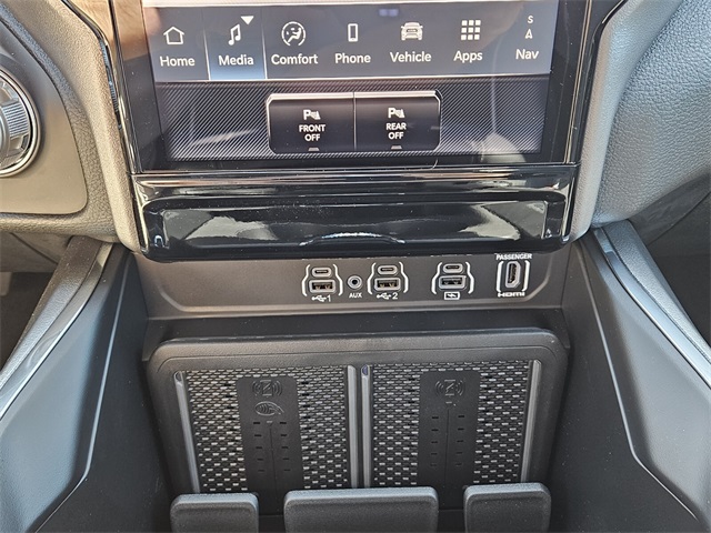 2026 Ram 1500 Laramie Crew Cab 4x4 5'7" Box