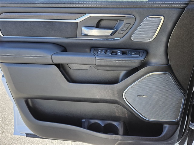 2026 Ram 1500 Laramie Crew Cab 4x4 5'7" Box