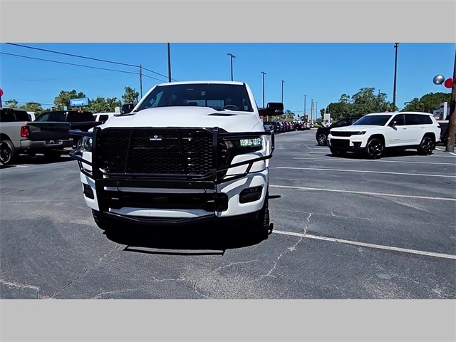 2026 Ram 1500 Laramie Crew Cab 4x4 5'7" Box