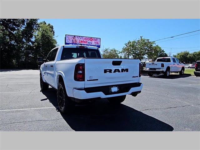 2026 Ram 1500 Laramie Crew Cab 4x4 5'7" Box