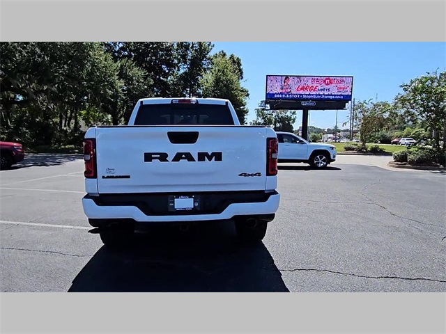 2026 Ram 1500 Laramie Crew Cab 4x4 5'7" Box