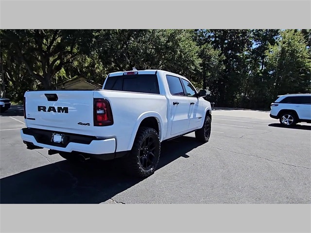 2026 Ram 1500 Laramie Crew Cab 4x4 5'7" Box