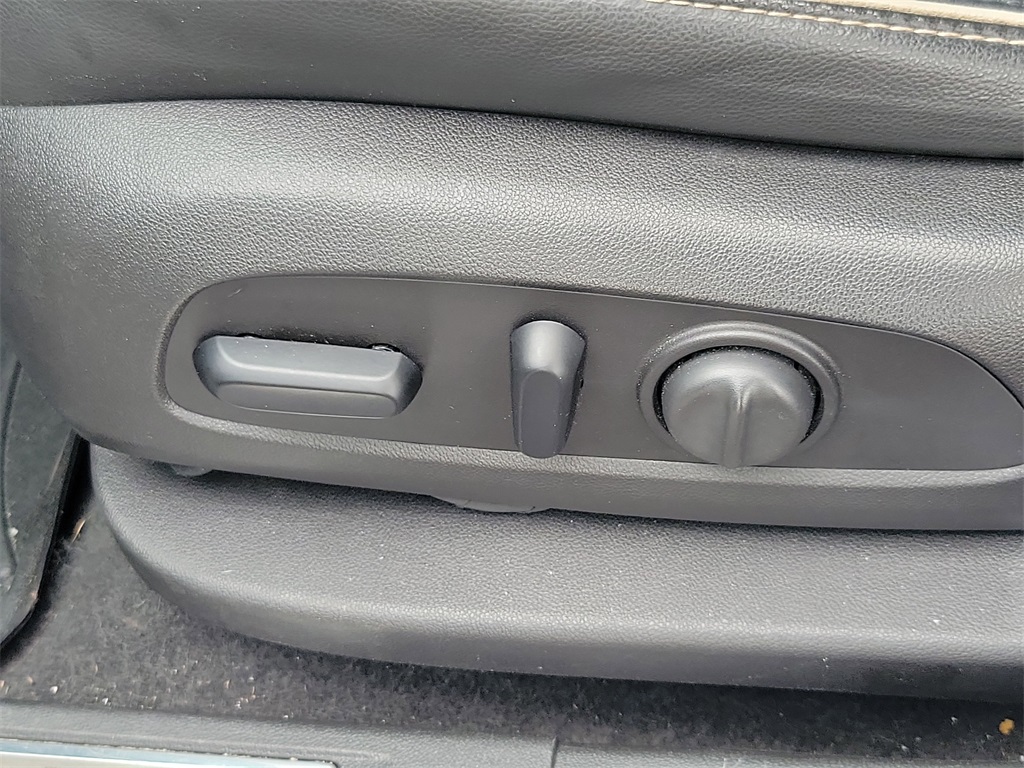 used 2017 GMC Acadia car, priced at $15,998