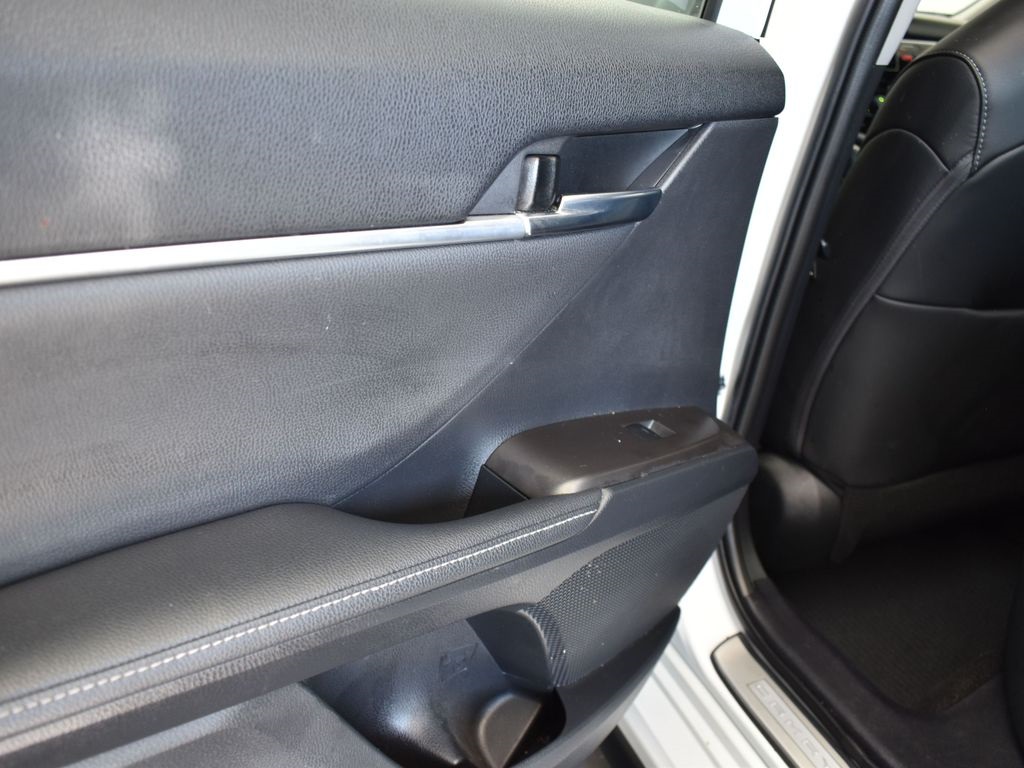 2023 Pearl Toyota Camry XSE FWD Sedan