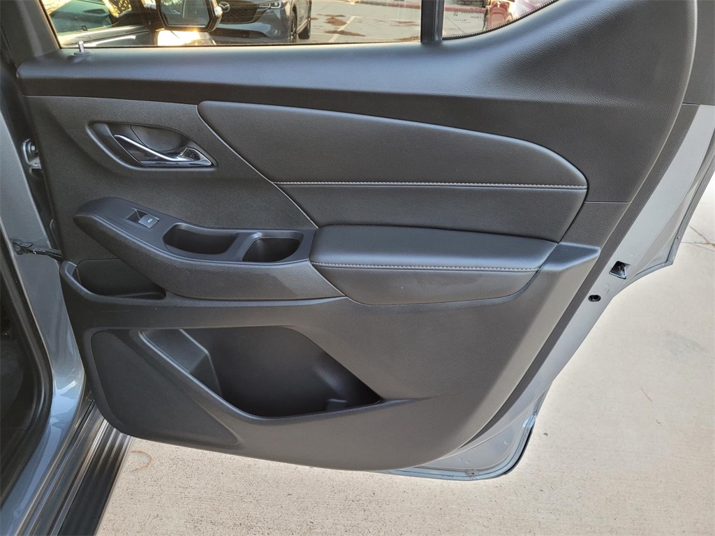 used 2020 Chevrolet Traverse car, priced at $18,700