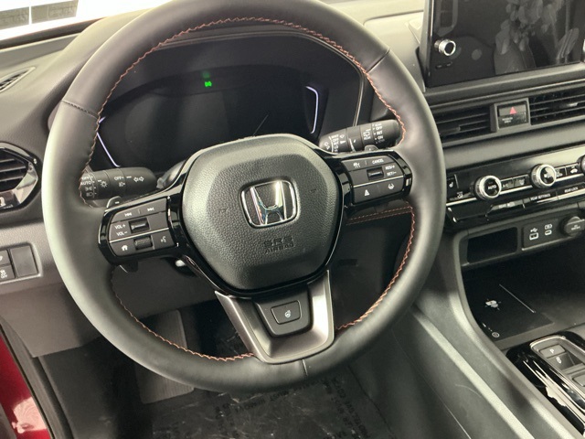 new 2025 Honda Pilot car, priced at $51,350